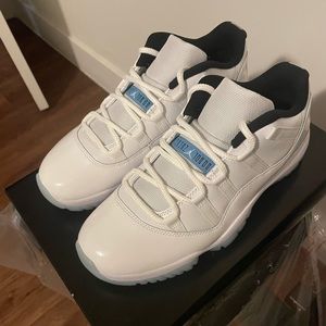 BRAND NEW Jordan 11s Low Top Legend Blues 2021